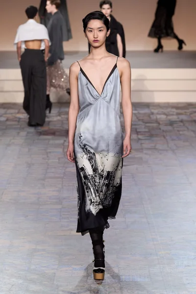Look 42